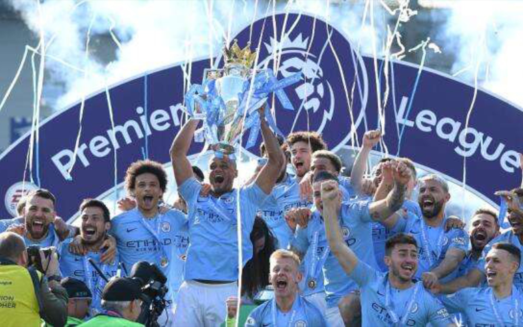 该校体育教 该校体育教